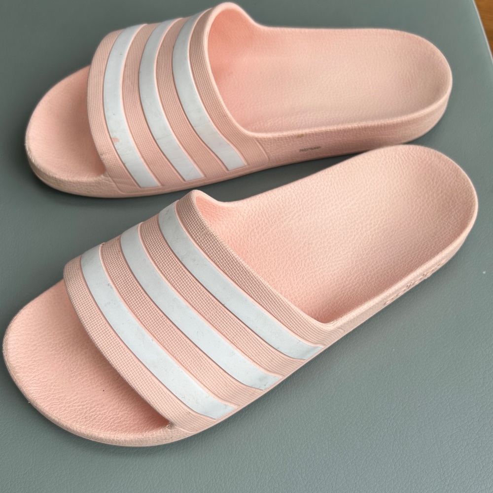 Adidas Women’s Pink Peach Pool Slide Sandals with White Stripes Size 9